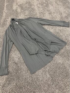Athleta Gray Open Front Long Cardigan Wrap Jacket – Size Medium